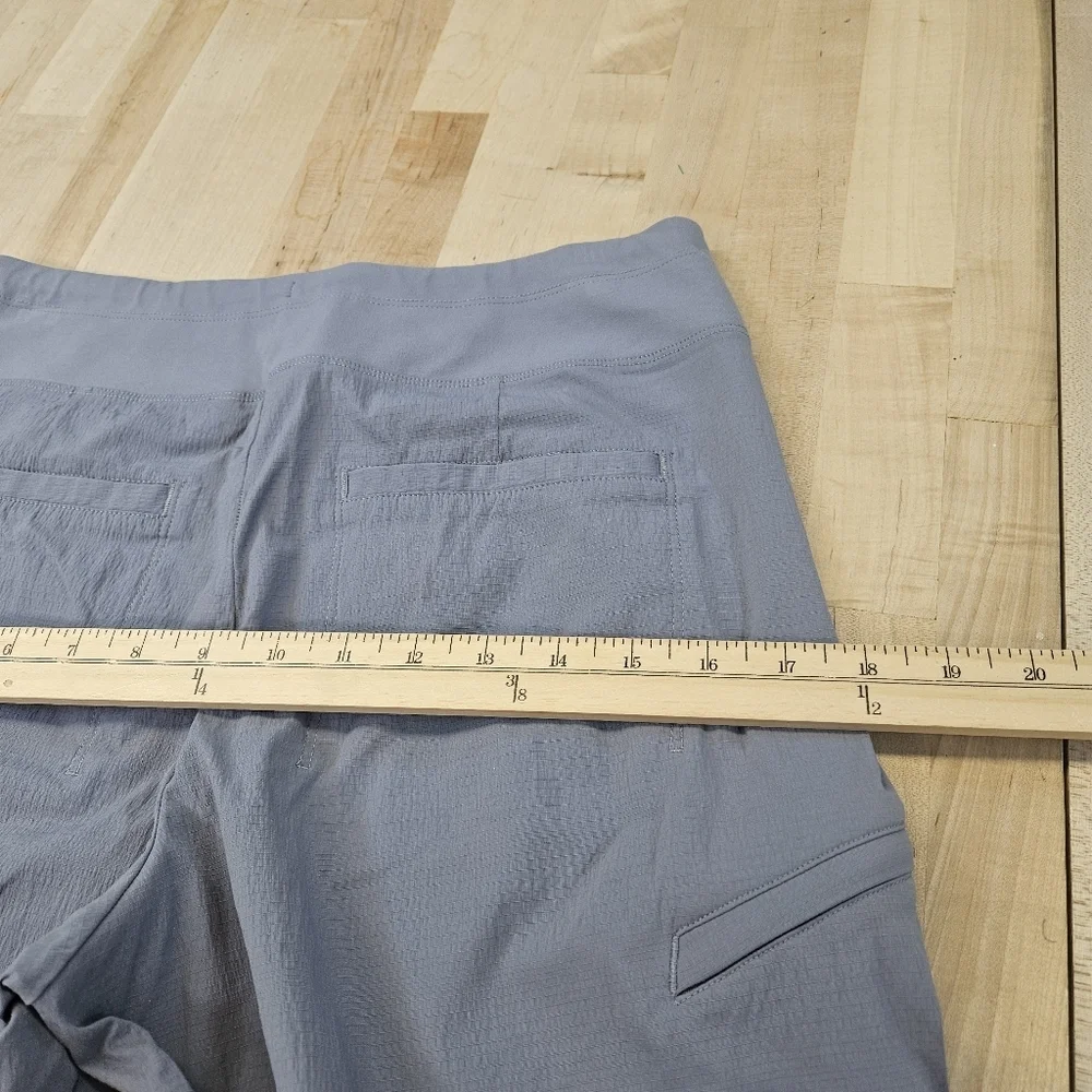 Athleta Headlands Hybrid Cargo Trek Pants Womens 4/P Blue Gray Hiking